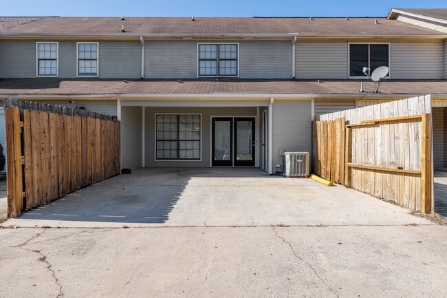 Building Photo - 2808 McDonald Ct SW