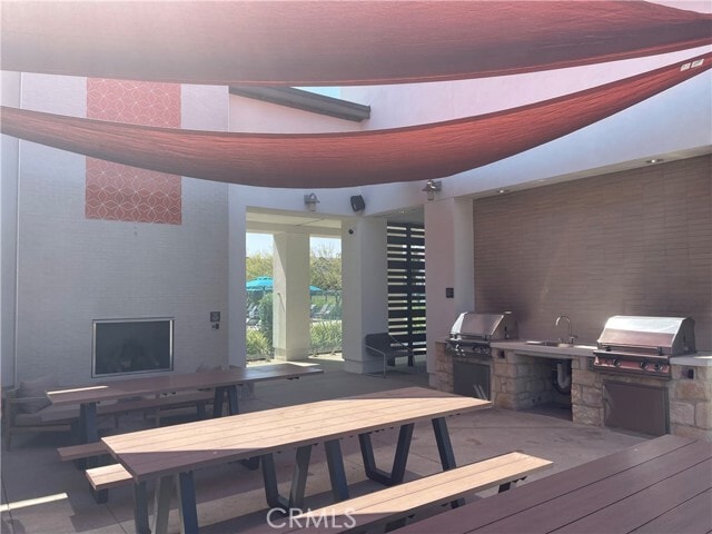 Building Photo - 3921 S Jolly Paseo