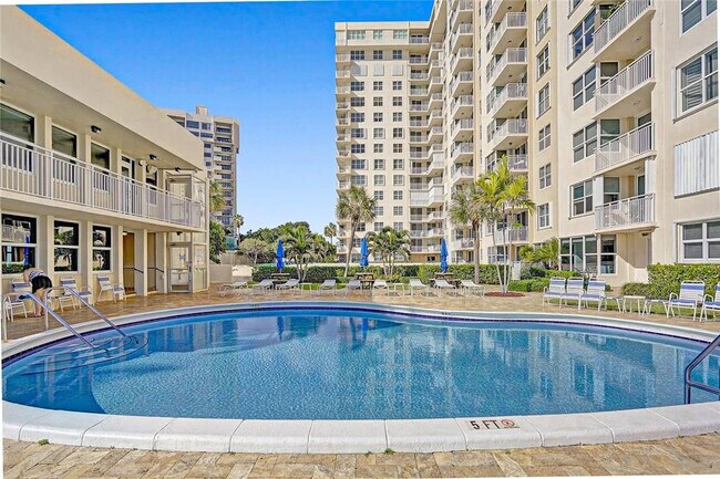 Building Photo - 5200 N Ocean Blvd