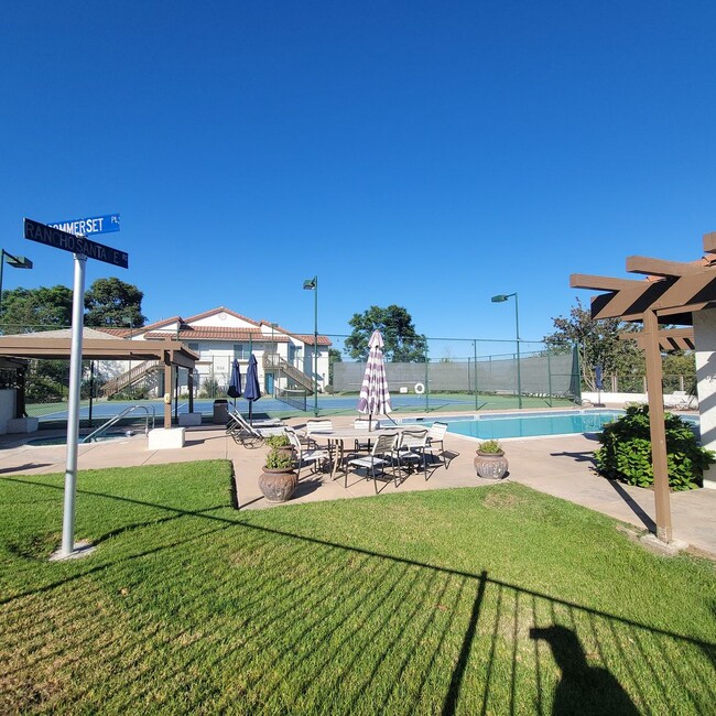 Building Photo - Stylish 2 Bed / 2 Bath in Prime San Marcos Location – Resort-Style Amenities!