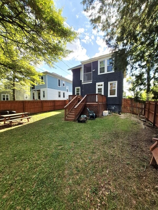 Building Photo - 2723 Fendall Ave