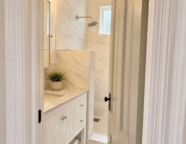 Building Photo - Timeless Character. Modern Lifestyle. Unbeatable Location.