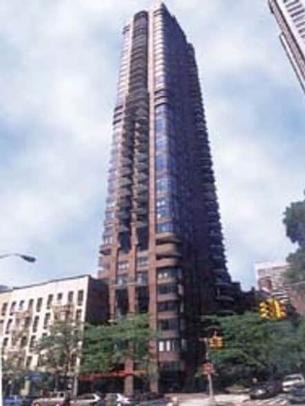 Building Photo - 52 East End Ave