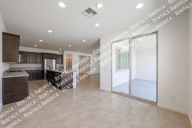 Building Photo - 4806 S 110th Ave