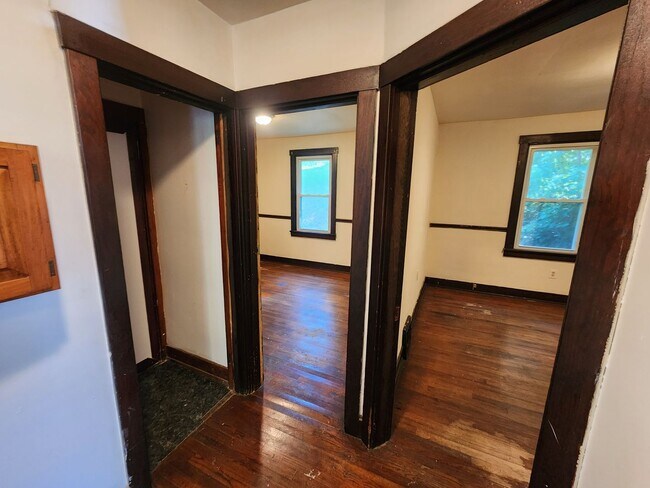 Building Photo - 4 BR home with first-floor living, new roof, and a private-feeling backyard in Lincoln Place