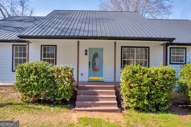 Building Photo - 106 Degrandis Ln NE