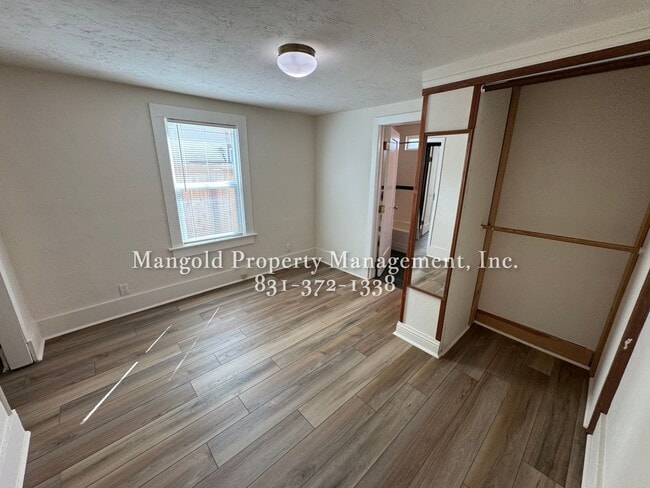 Building Photo - 2-Bedroom PLUS Loft Home Downtown Monterey