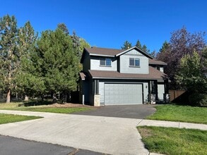 Building Photo - Single Family Home in the Riverstone Commu...