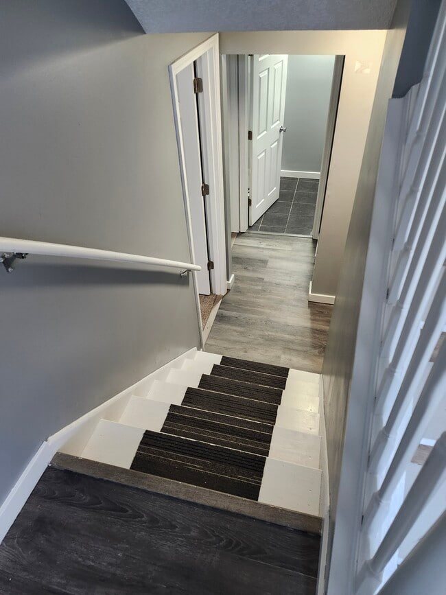 Building Photo - 7211 Camden Ave N