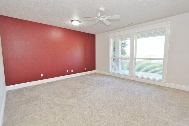 Building Photo - Immaculate & Captivating Home in Lexington Hills