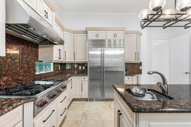 Building Photo - 8971 Stone Pier Dr