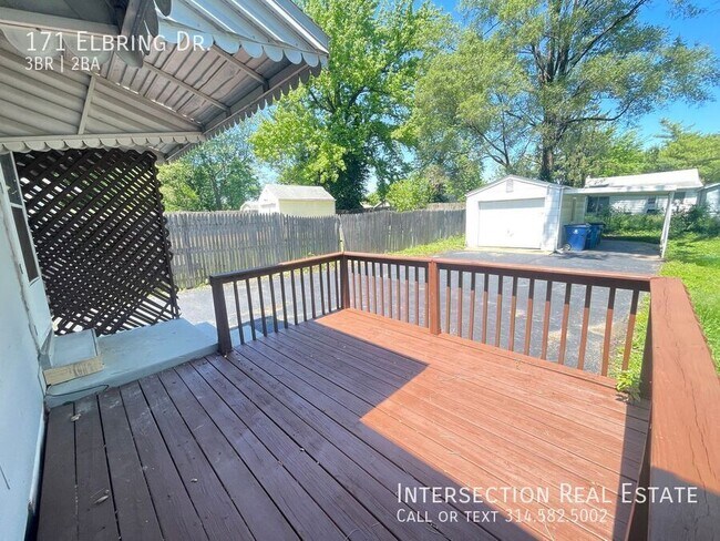 Building Photo - 171 Elbring Dr