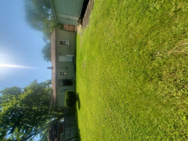 Building Photo - 21538 Gailine Ave