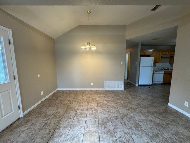 Building Photo - 4706 John David Dr