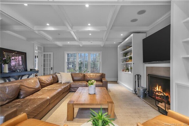 Building Photo - 46 Burr Farms Rd