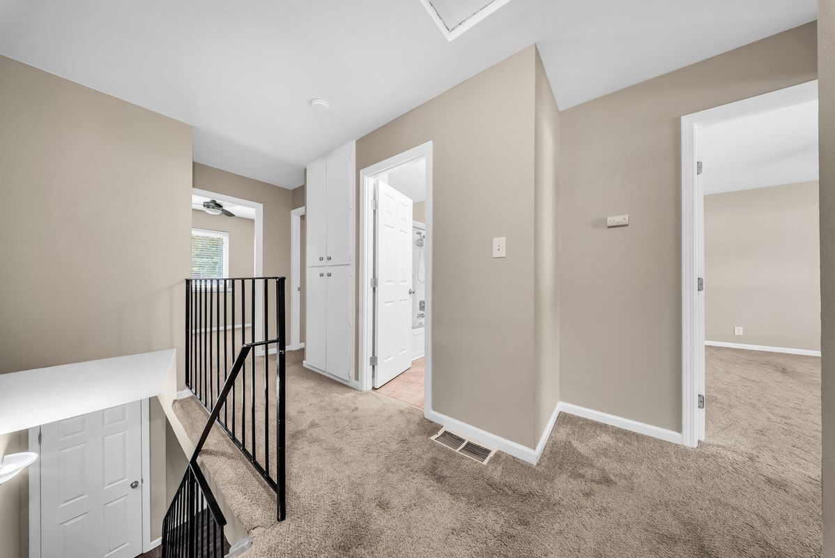 Building Photo - 4446 Seminole Way
