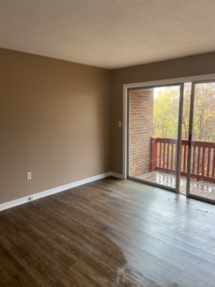 Primary Photo - 361 Belmont Dr