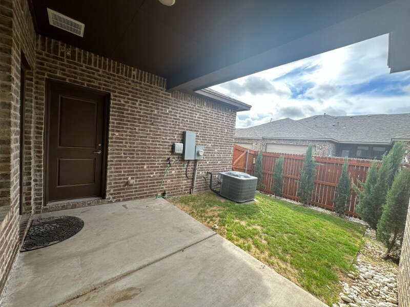 Building Photo - 5311 Hagen Ct