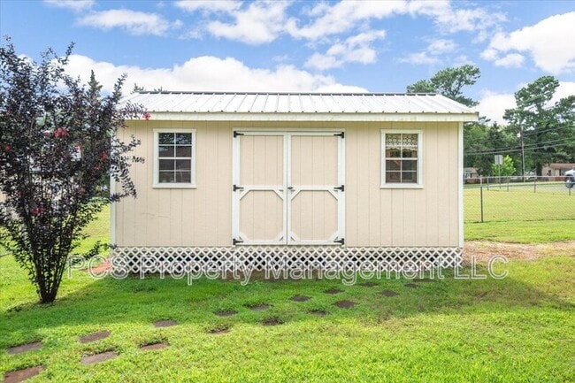 Building Photo - 16100 Gary Ave