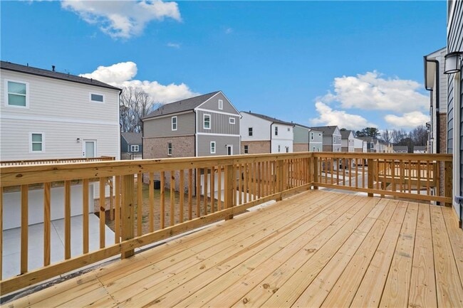 Building Photo - 2320 Whistler Wy NE