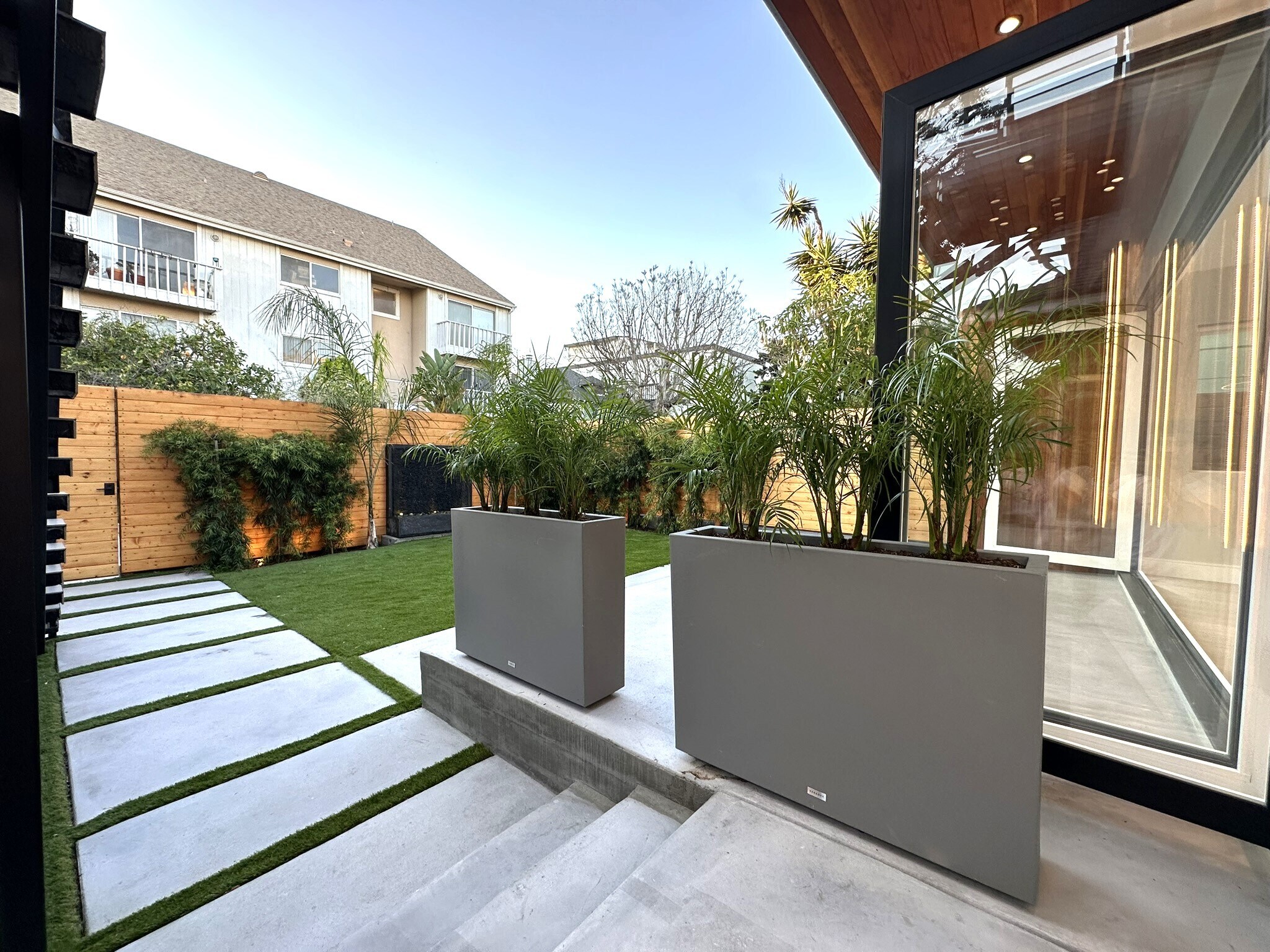 Building Photo - 36 Paloma Ave