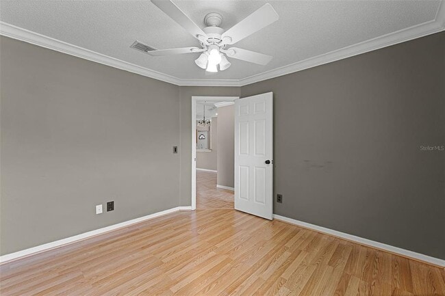 Building Photo - 4033 Forest Island Dr