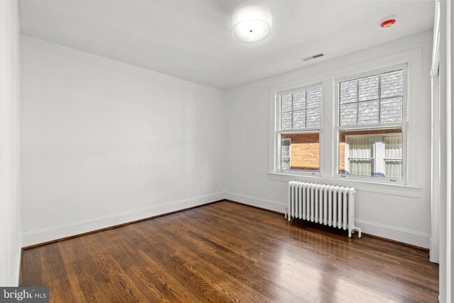 Building Photo - 2814 Bellevue Terrace NW
