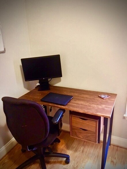 Second bedroom/study - 104B Hillcrest Ave