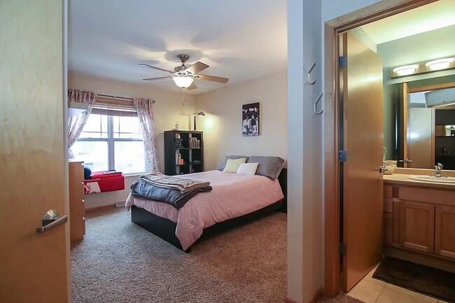 Building Photo - 8264 Starr Grass Dr