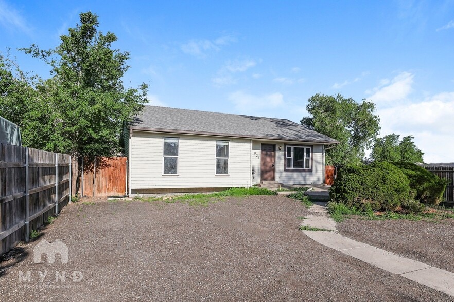 Building Photo - 821 S Patton Ct