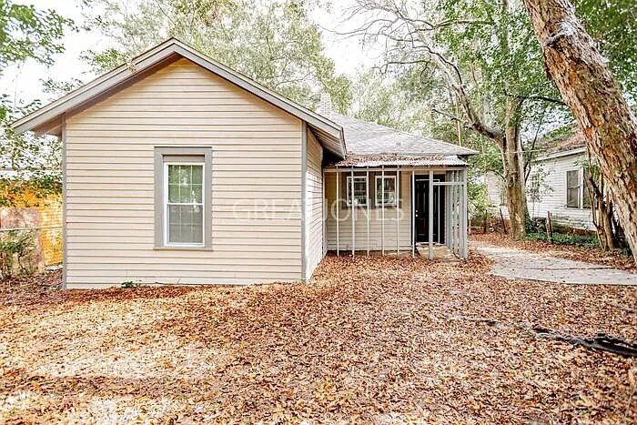 Building Photo - 2307 16th Ave