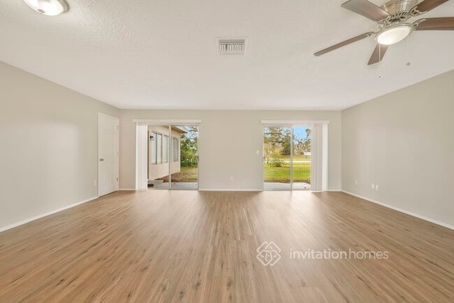 Building Photo - 10425 Kingbrook Ln