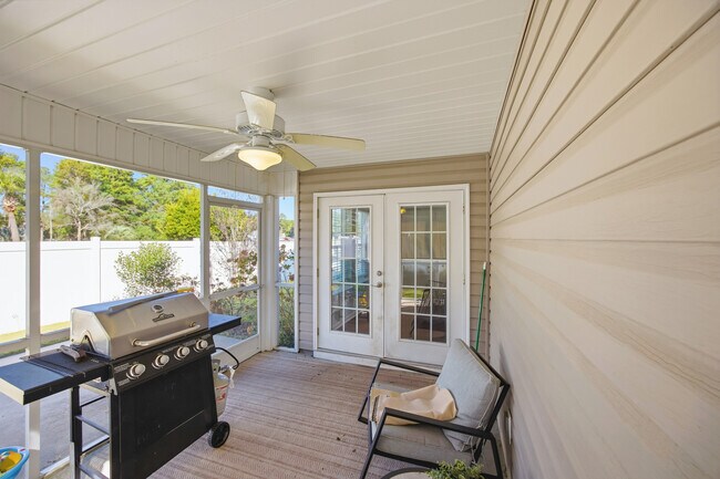 Building Photo - 82 Palmetto Green Dr