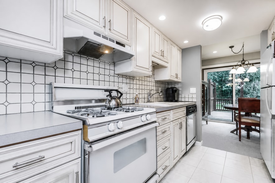 Building Photo - 6221 Acropolis Dr SE