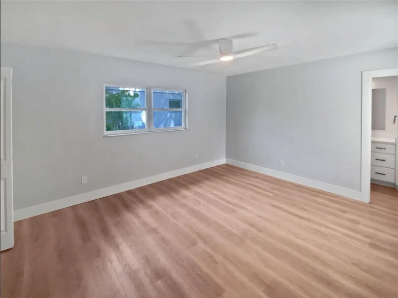 Building Photo - 7812 N 53rd St