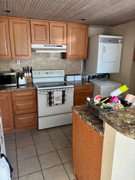 Building Photo - 1151 Golden Pond Ct
