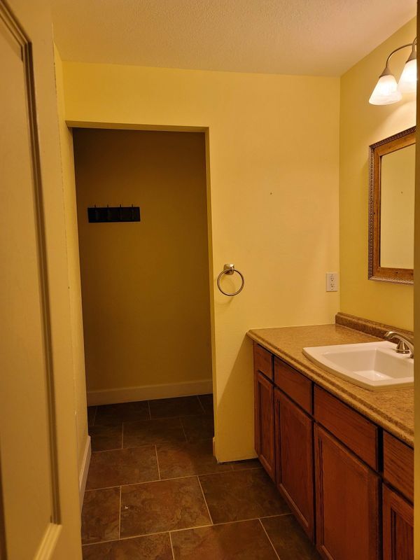 Building Photo - 1154 W Winged Foot Cir