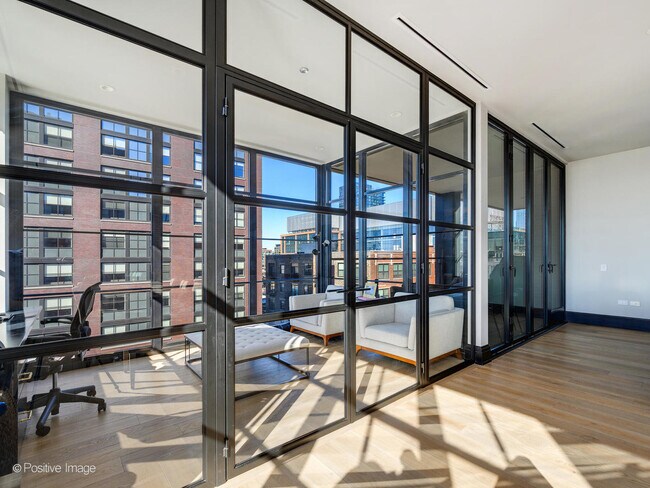 Building Photo - 1109 W Washington Blvd