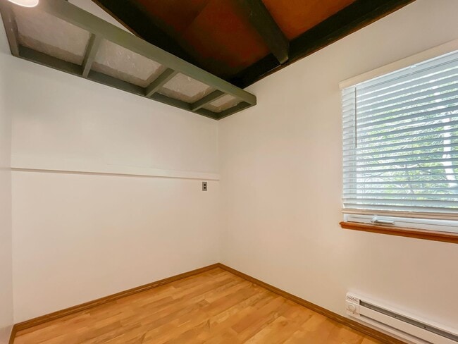 Building Photo - New Listing in BRECK!  In-Unit Washer and Dryer!! Now Colorado 2 Bedroom with 2 surface spots ava...