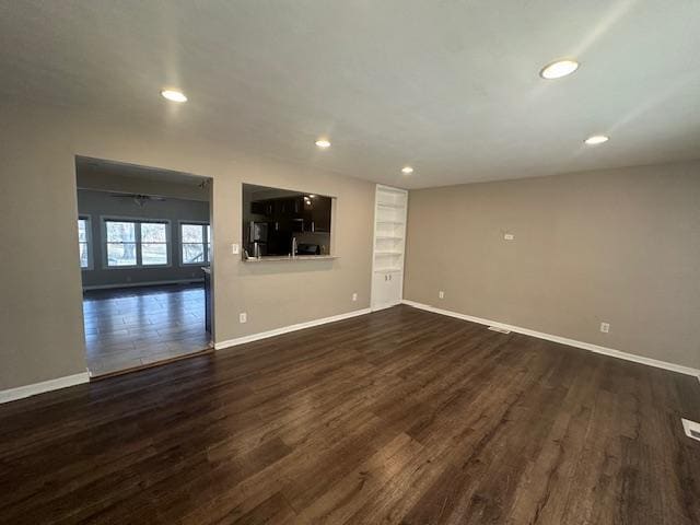 Building Photo - 840 N Cooper Rd