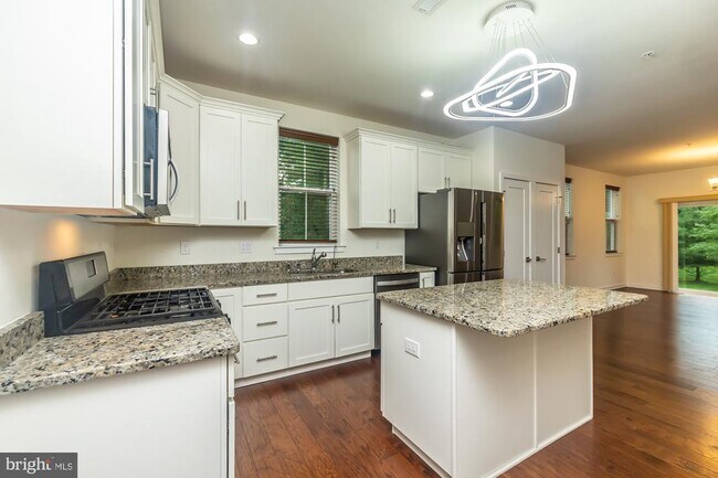 Building Photo - 401 Wynstone Ct