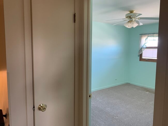 Building Photo - 7609 Hayenga Ln