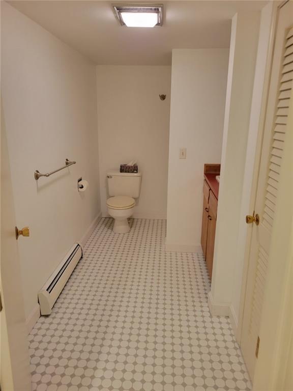 Building Photo - 12 Adelphi Ave