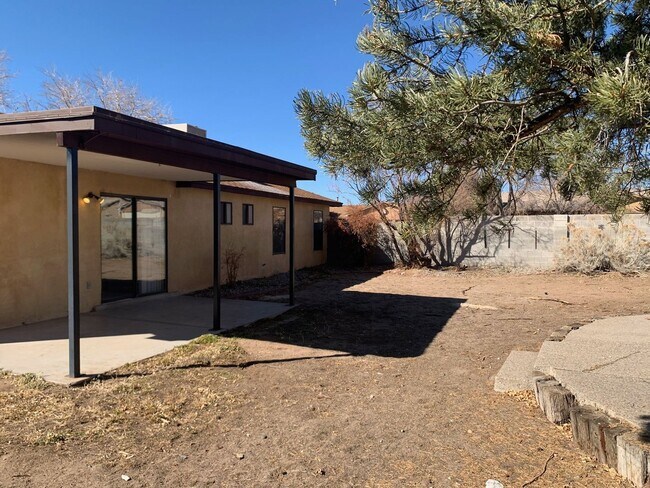 Building Photo - Heritage Hills Rental