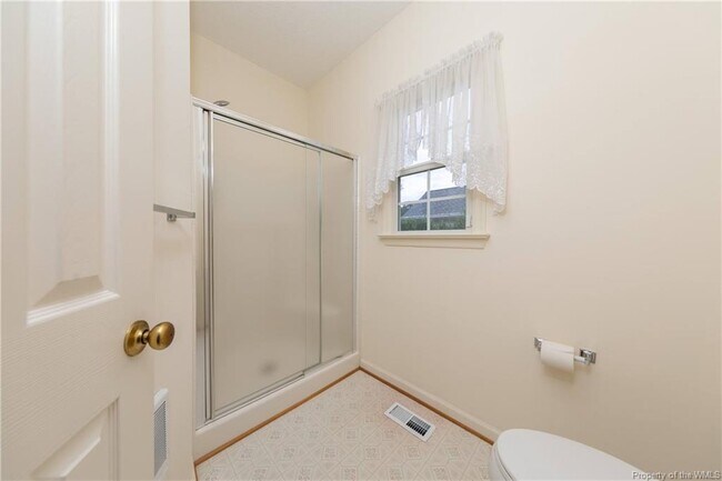 Building Photo - 3736 Cherry Walk