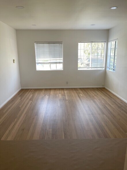 Building Photo - 1800 Camino de la Costa