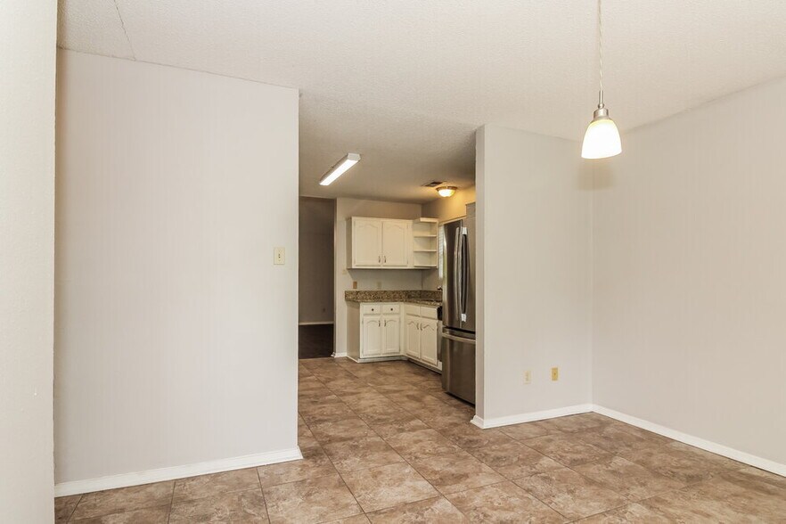 Building Photo - 3946 Keynon Dr