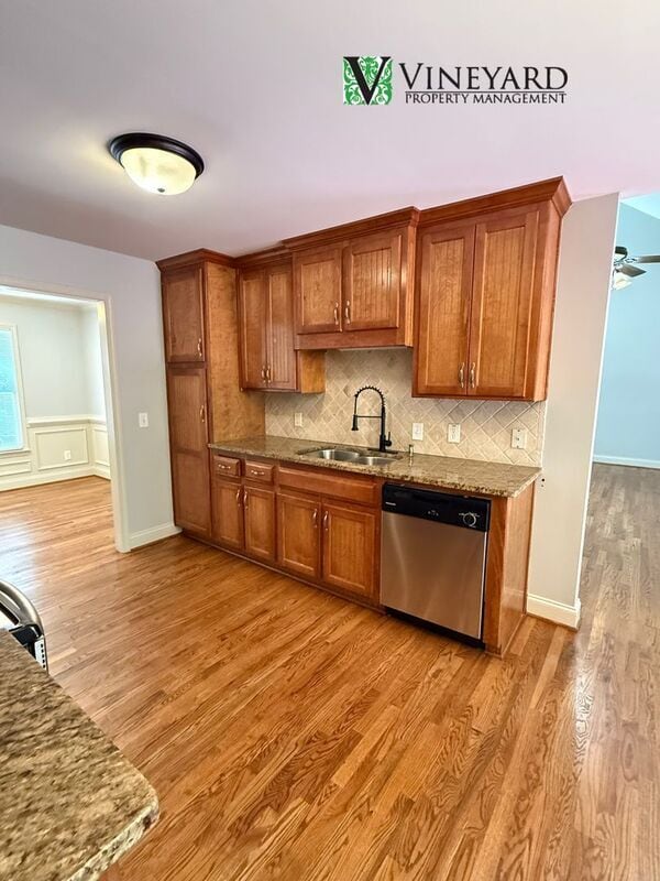 Building Photo - 102 Oak Ridge Trail