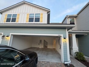 Building Photo - 594 Cherry Elm Dr