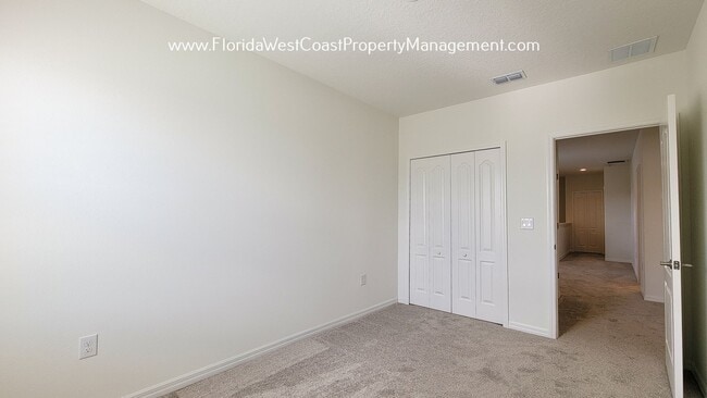 Building Photo - NORTH RIVER RANCH CORNER TOWNHOME! AVAILABE IN MARCH 2026 -LONG TERM LEASE!